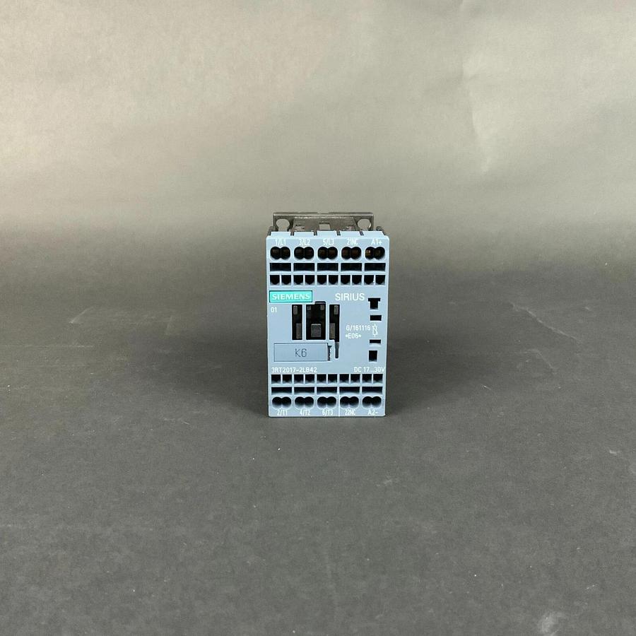 Refurbished SIEMENS 3RT2017-2LB42 CONTACTOR ($70 OBO)