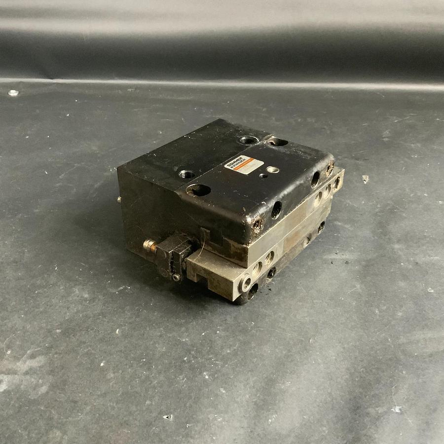 Used SOMMER AUTOMATIC GP612N0 PNEUMATIC GRIPPER ($90 OBO)