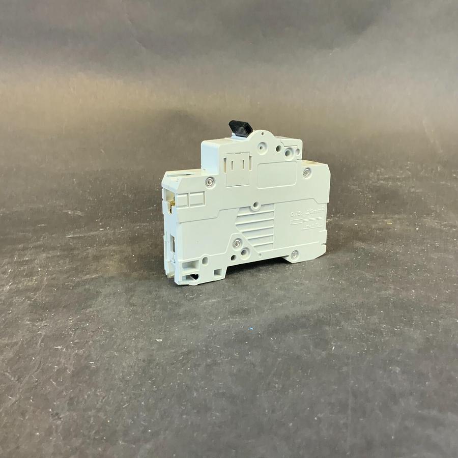 Used MOELLER FAZN C10 CIRCUIT BREAKER ($15 OBO)