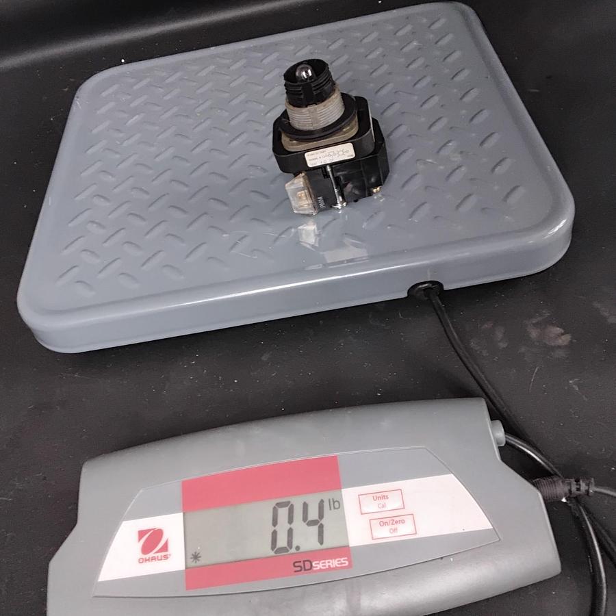 Used ALLEN BRADLEY 800T-P16 INDICATOR LIGHT- NO LENSE ($15 OBO)