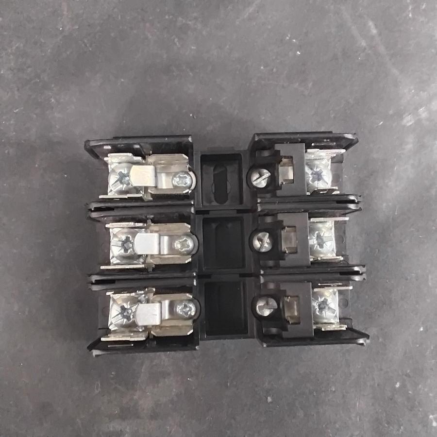 Used LITTELFUSE L60030C-1PQ FUSE BLOCK ($10 OBO)