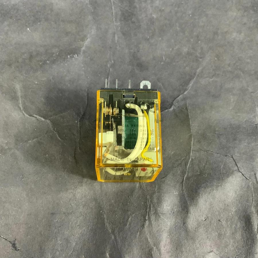 Used IDEC RH3B-UL DC24V RELAY ($8 OBO)
