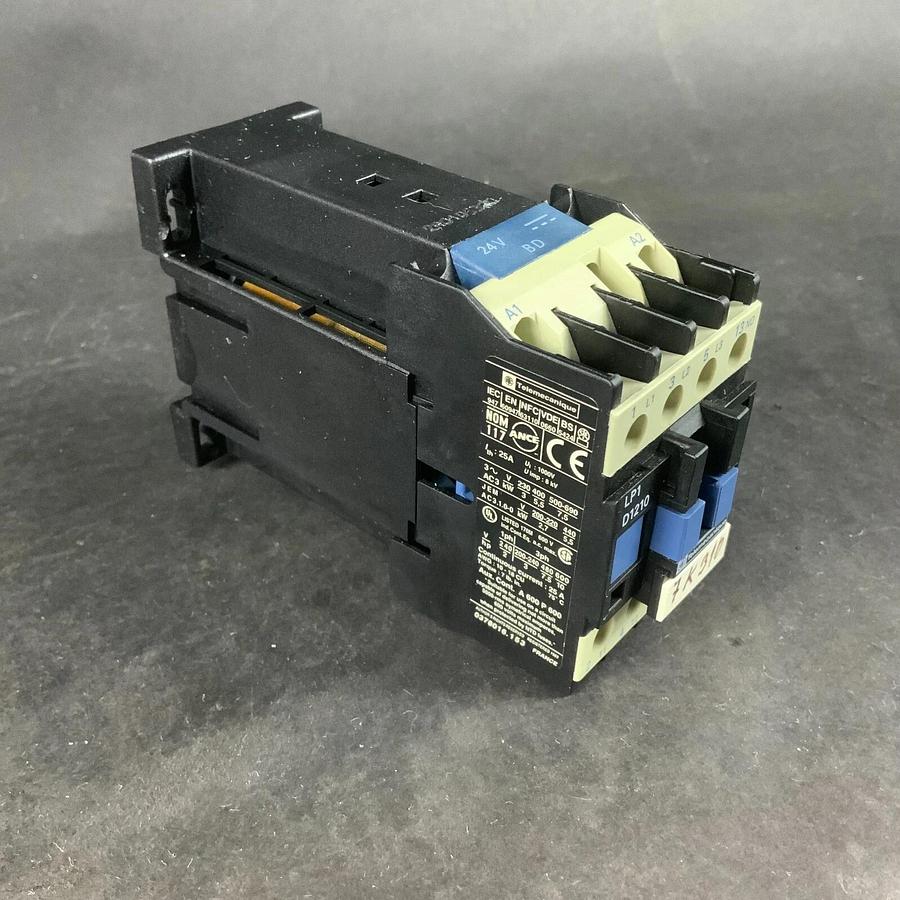 Used TELEMECANIQUE LP1-D1210-BD CONTACTOR ($20 OBO)