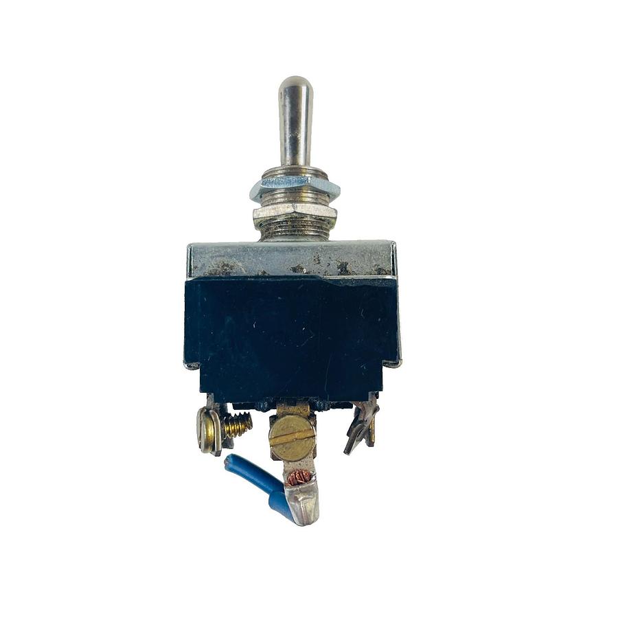 Used CARLING 2HK51-73 DPDT TOGGLE SWITCH 17A 125 VAC 12A 250 VAC 1.5HP HEAVY DUTY