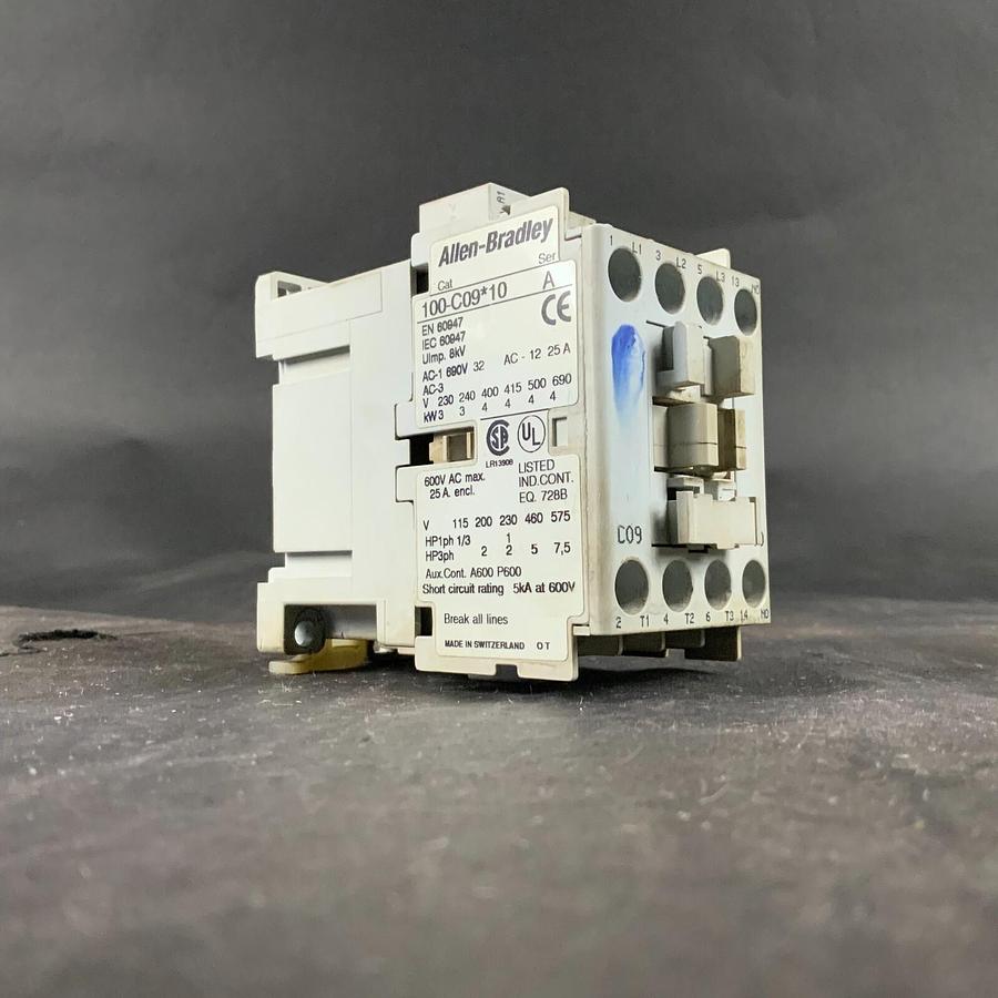 Used ALLEN BRADLEY 100-C09*10 COIL RELAY ($65 0B0)