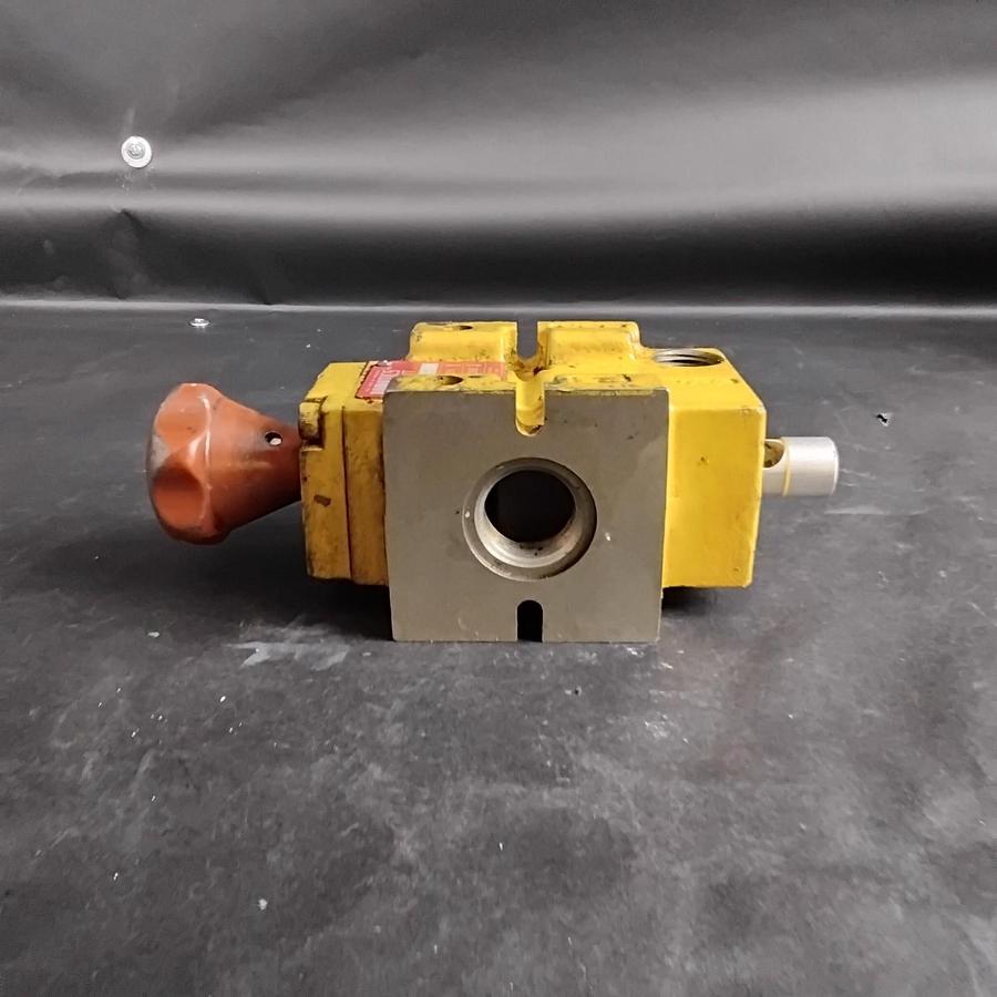 Used NUMATICS MVL30N06Y LOCKOUT VALVE ($35 OBO)
