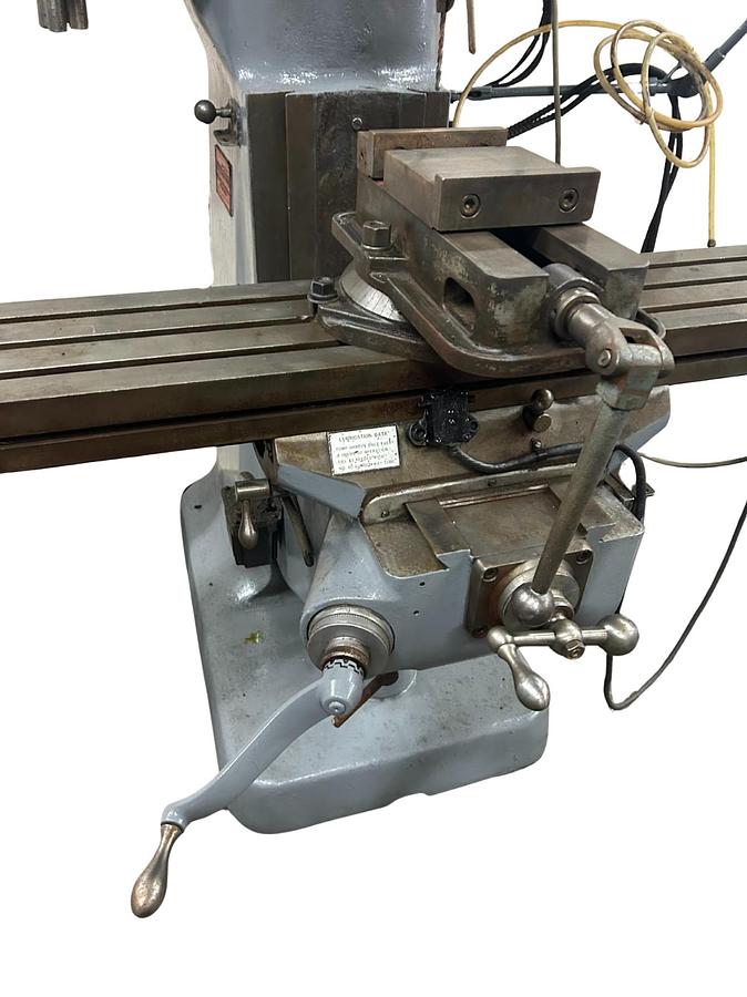 Used Bridgeport Vertical Mill - 2J-83319-2 - 9"x48" Table - 2HP
