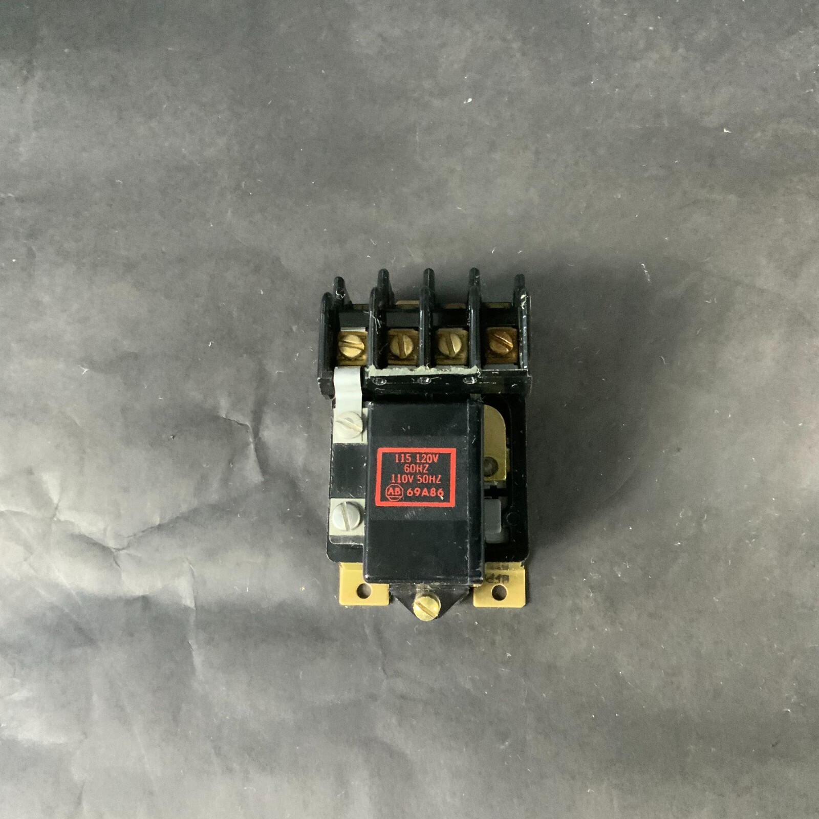 Used ALLEN BRADLEY 702-TOD93 MOTOR STARTER ($30 OBO)