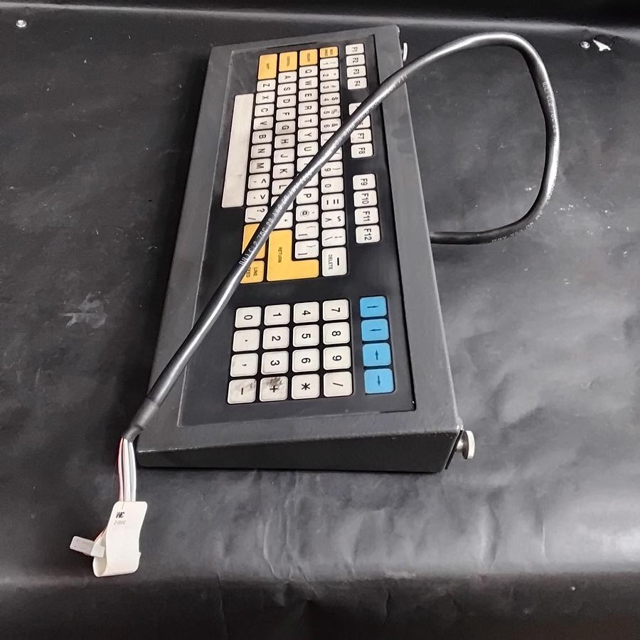 Used CHARMILLES 851 3910 F SERIES 100 KEYBOARD ($130 OBO)
