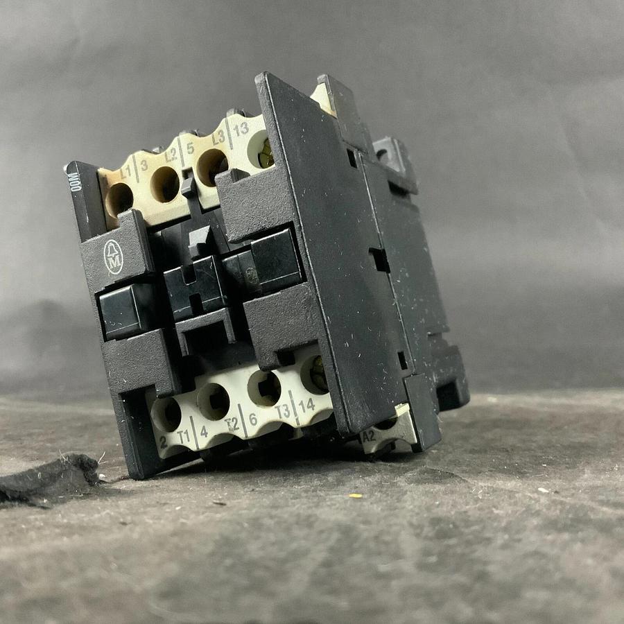 Used KLOCKNER MOELLER DIL00M-10 CONTACTOR ($40 OBO)