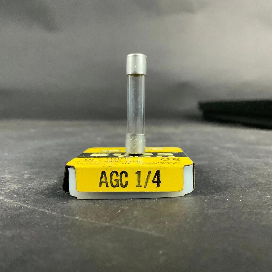 BUSSMANN AGC-1/4 FUSE - SET OF 5 ($6.50 OBO)