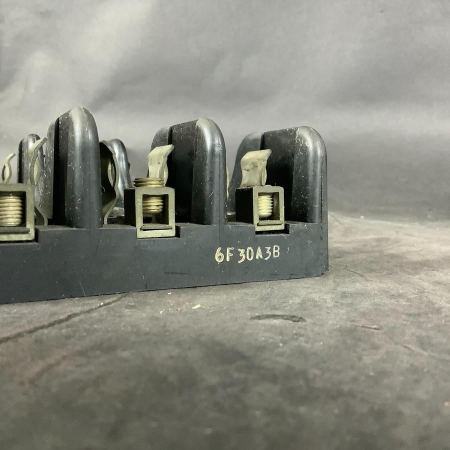 Used MARATHON 6F30A3B FUSE HOLDER ($20 OBO)