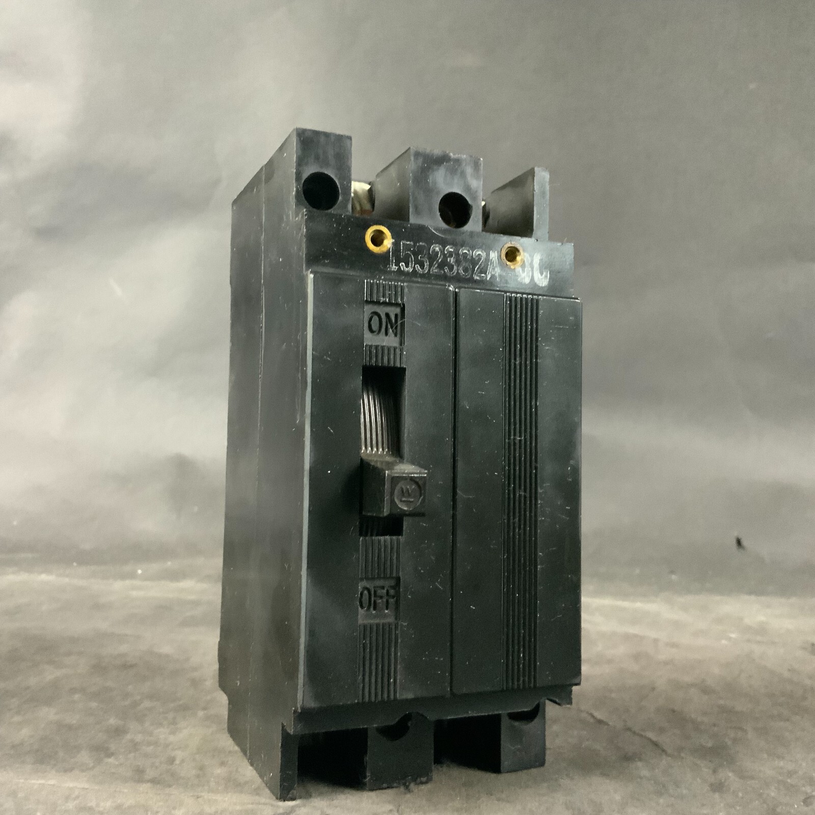 Used WESTINGHOUSE E2015 CIRCUIT BREAKER ($35 OBO)