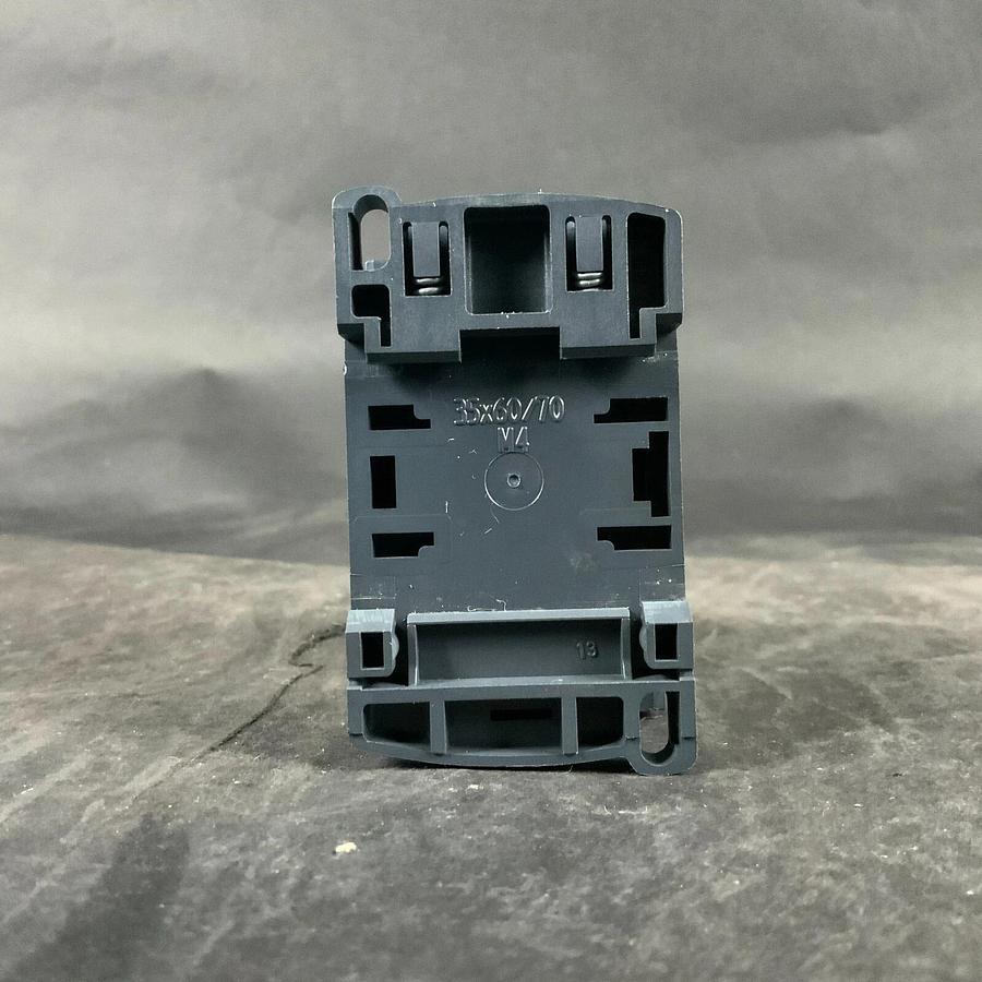 Used SCHNEIDER ELECTRIC LC1D12 CONTACTOR ($35 OBO)