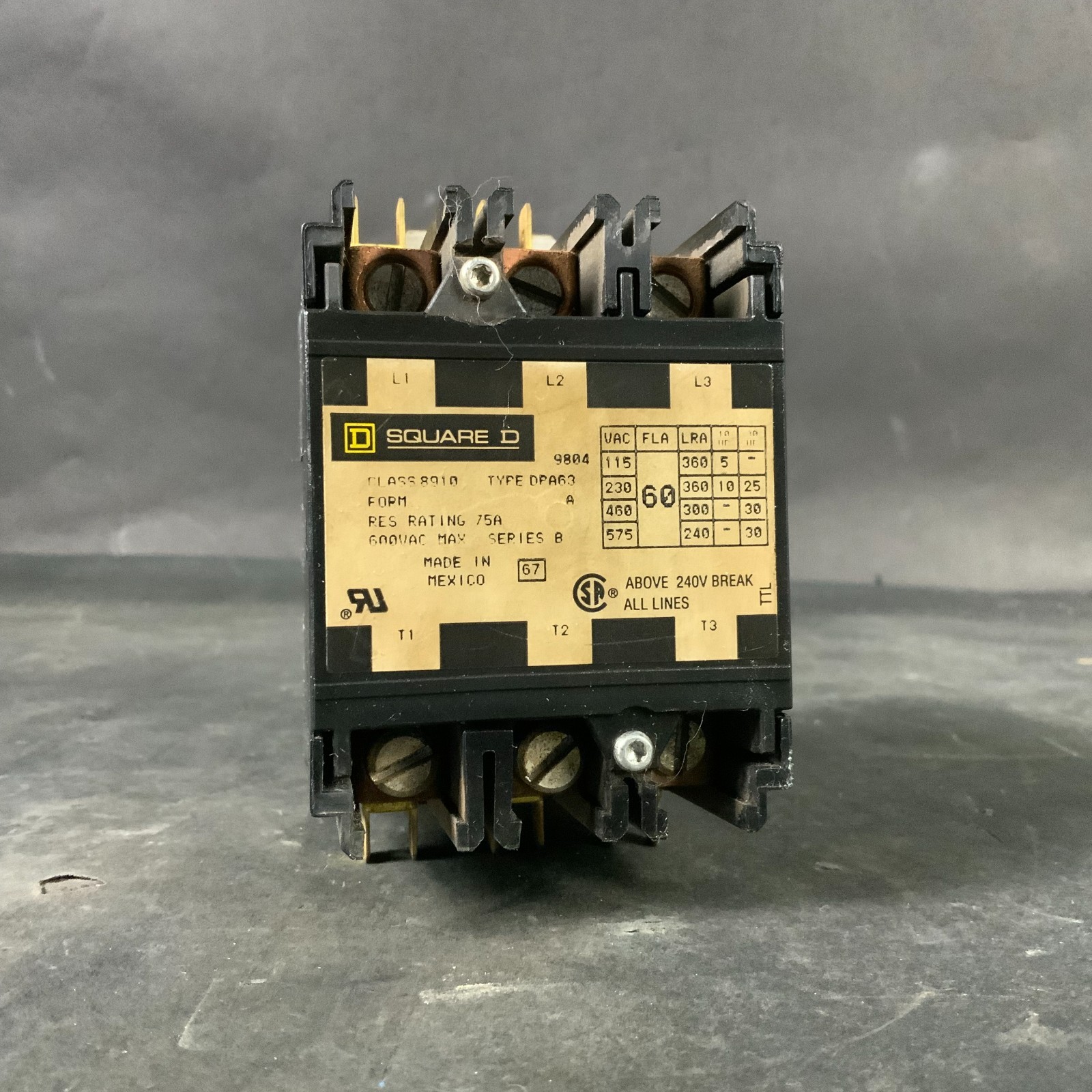 Used SQUARE D DPA63V02 DEFINITE PURPOSE CONTACTOR ($120 OBO)