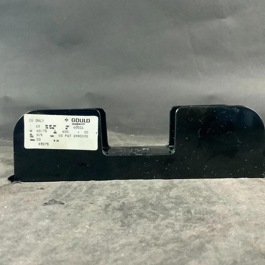 FERRAZ SHAWMUT 60321 FUSE BLOCK ($12 OBO)