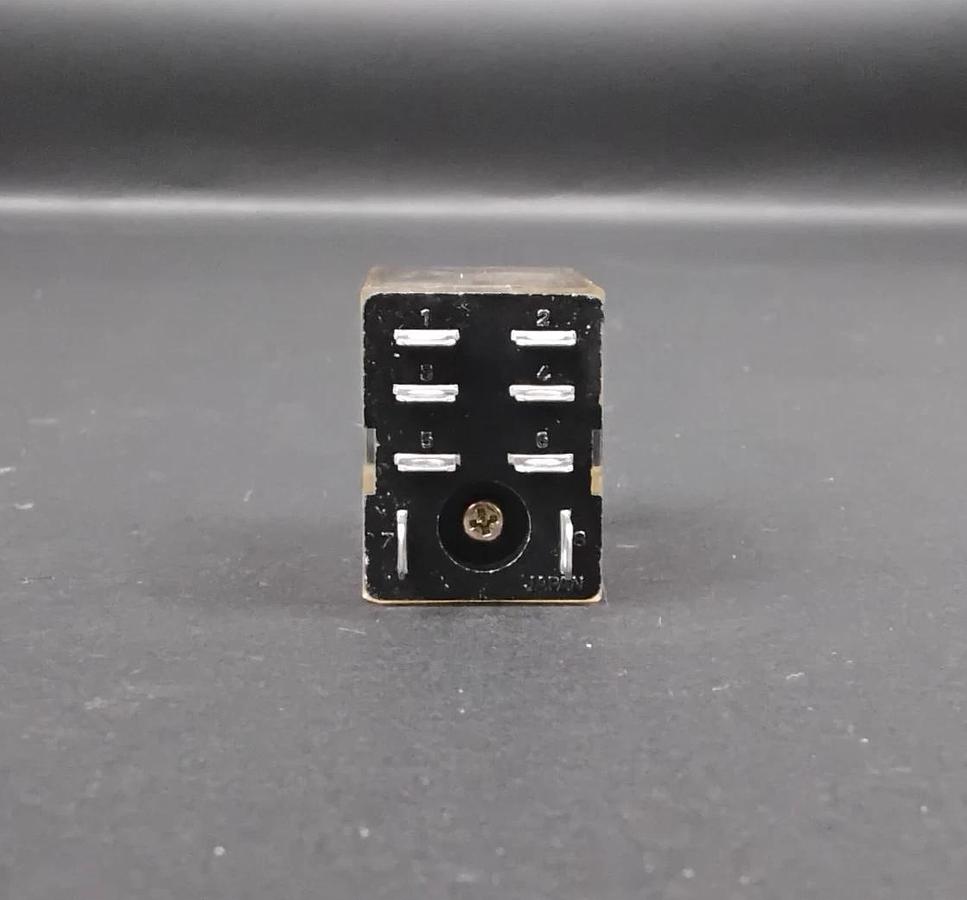 Used OMRON LY2Z 24 VDC RELAY ($9 OBO)