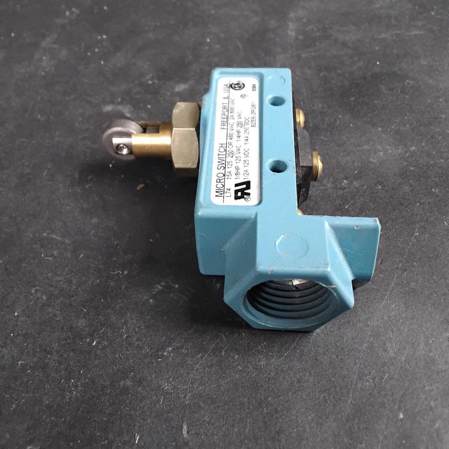 Used HONEYWELL BZE6-2RQ81 LIMIT SWITCH ($65 OBO)