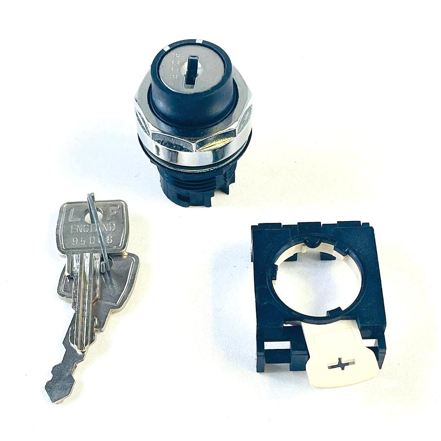 Used CUTLER HAMMER EATON E22KB53A 22.5MM 2-POSITION KEY OPERATED SELECTOR SWITCH
