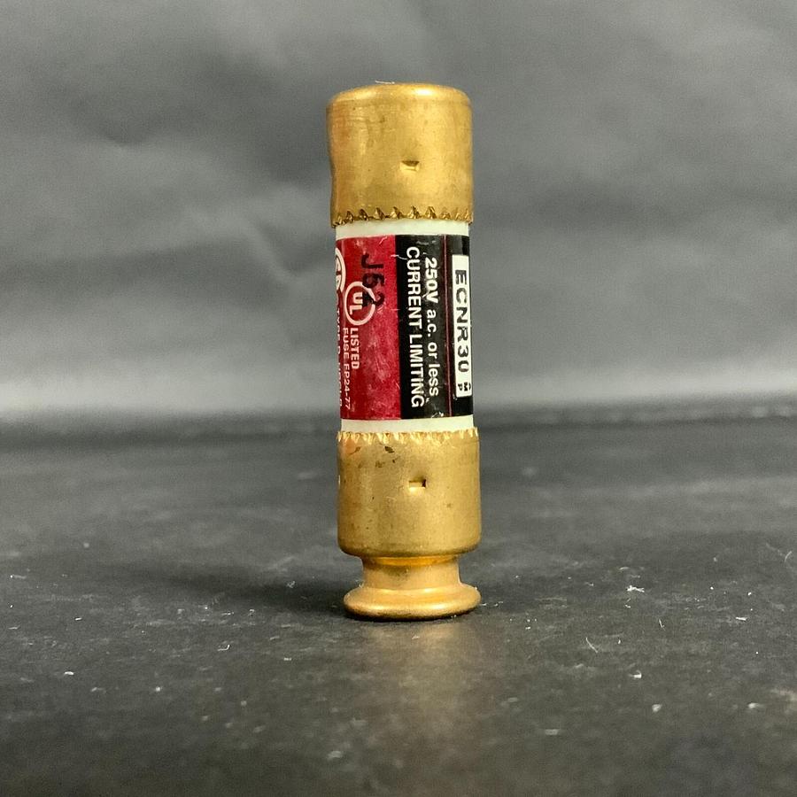Used EDISON BULLET ECNR30 FUSE - SET OF 2 ($14 OBO)