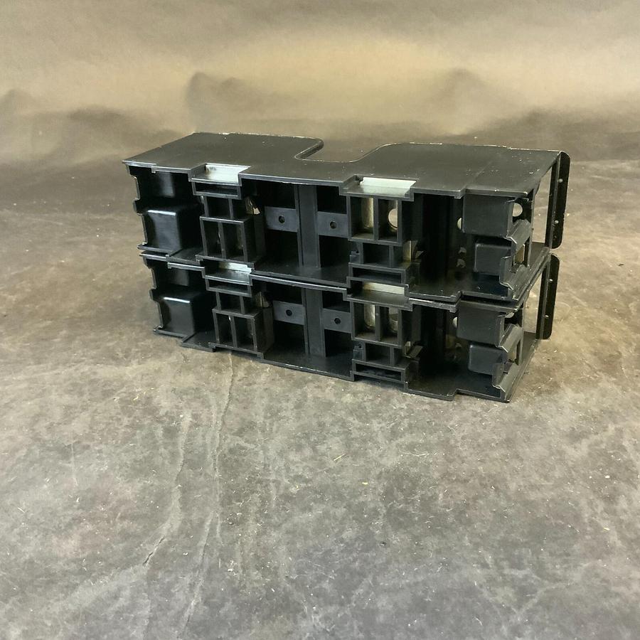 Used CONNECTRON 632-11 FUSE HOLDER ($12 OBO)
