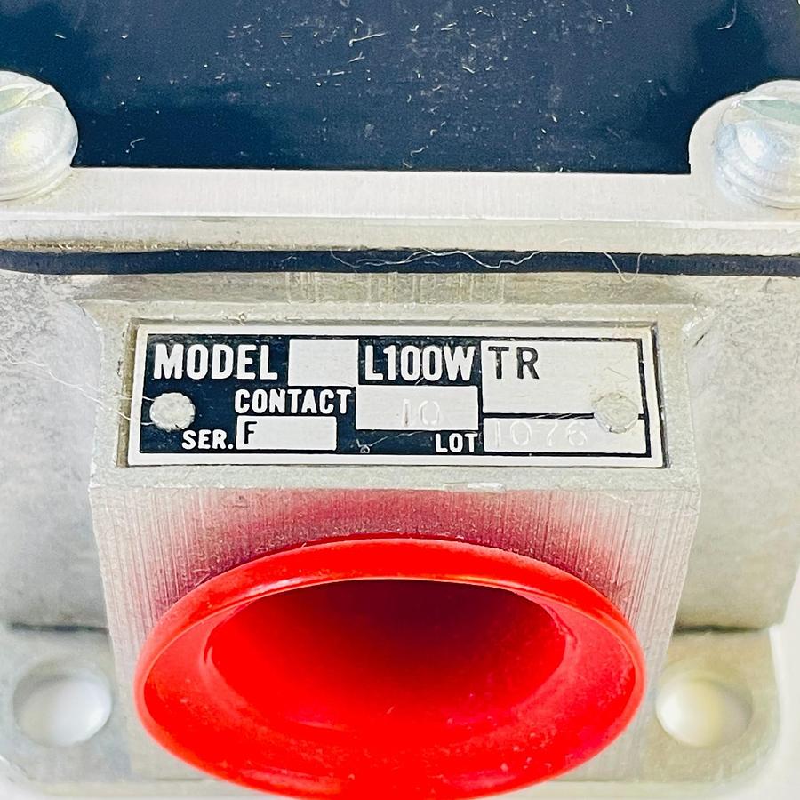 Used R.B. DENISON L100WTR SER F LOXSWITCH LIMIT SWITCH NEMA A600 REFURBISHED