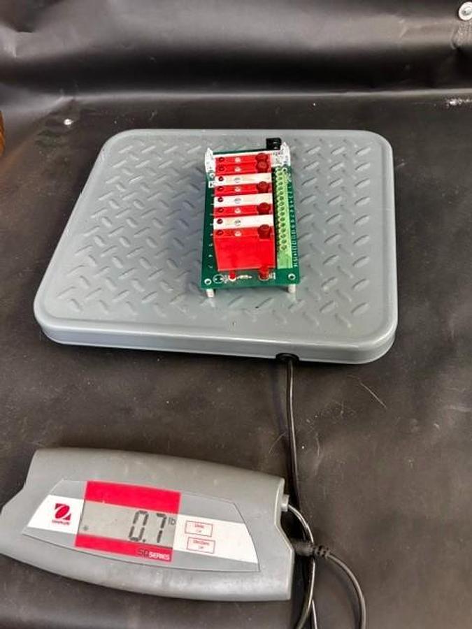Used OPTO 22 G4PB8H MODULE MOUNTING RACK