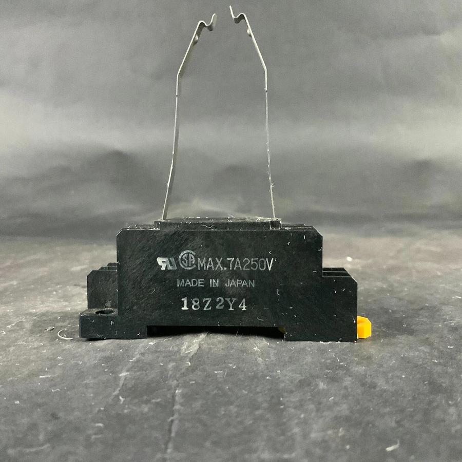 Used OMRON PYF08A ($4.99 OBO)