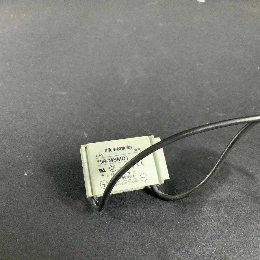 Used ALLEN BRADLEY 199-MSMD1 SURGE SUPPRESSOR ($7 OBO)