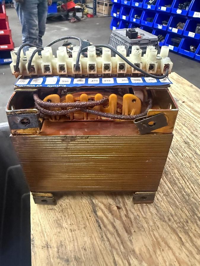 Used LINTRON AB TRANSFORMER