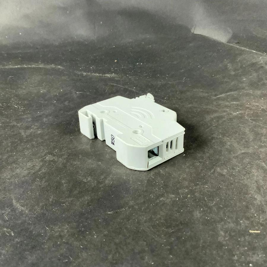 Used EDISON EHCC 1 POLE FUSE HOLDER ($10 OBO)