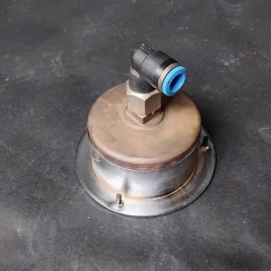 Used WIKA EN 837-1 PRESSURE GAUGE 0-10  ($25 OBO)