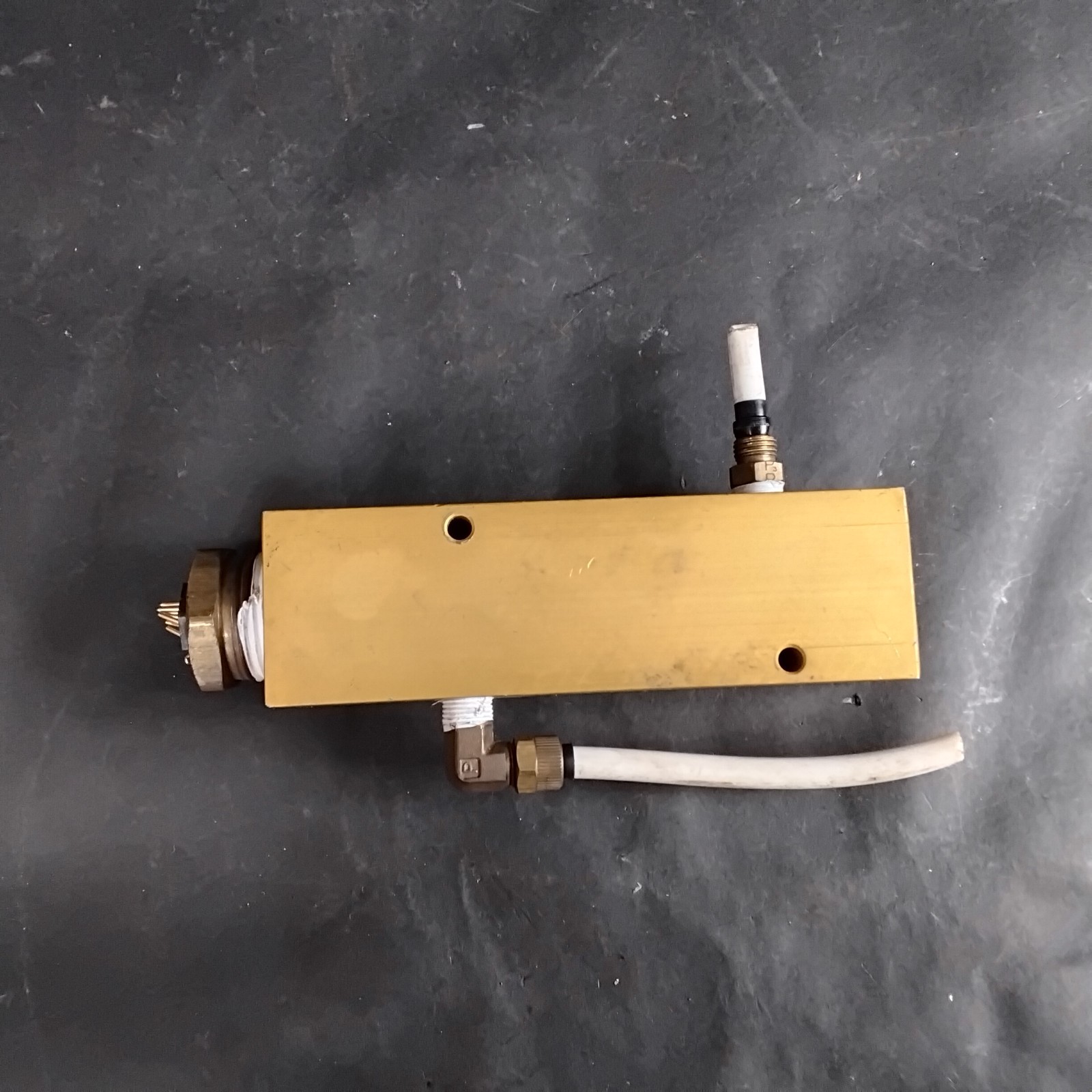 Used INDUSTRIAL PROCESS SENSOR  W/ MULTI-PIN CONNECTOR ($65 OBO)