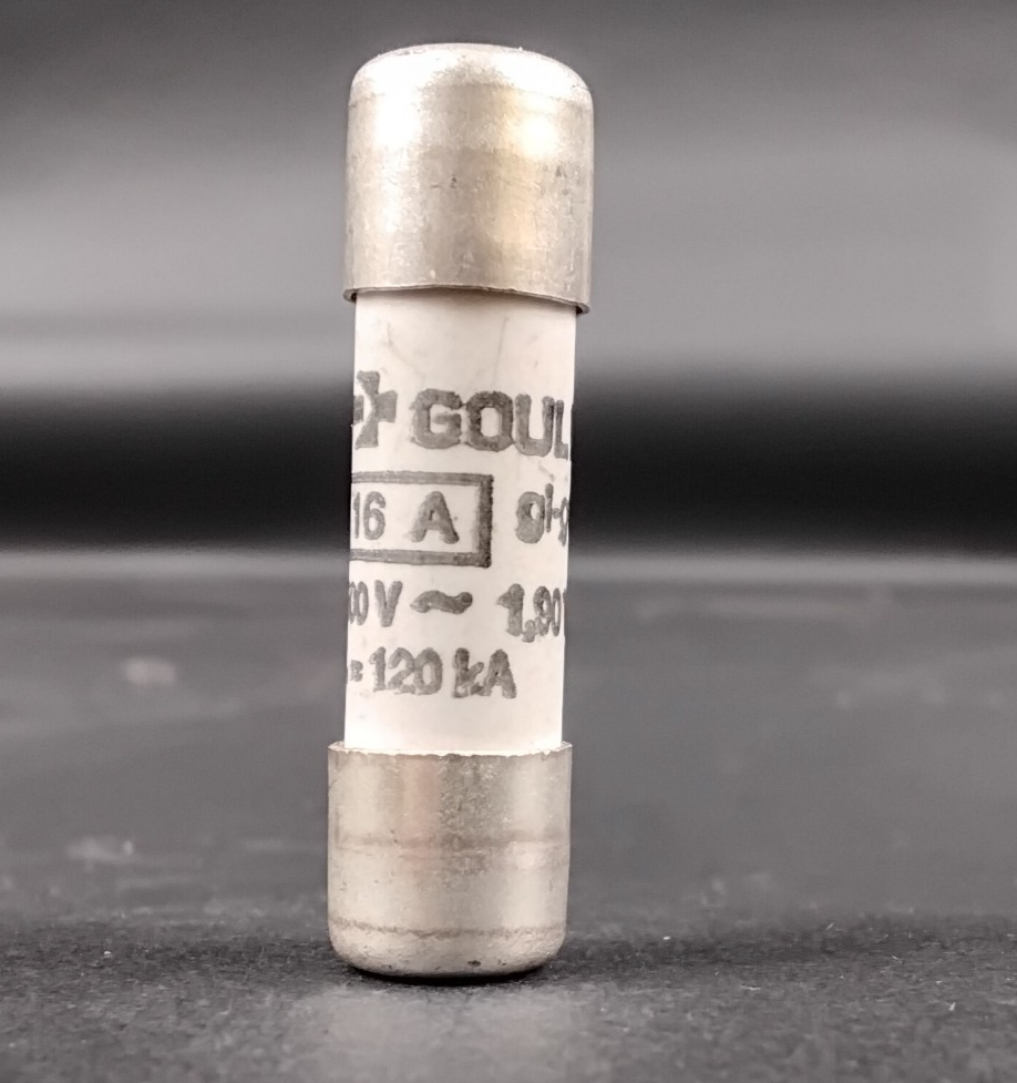 Used GOULD Cylindrical gL-gG 16 AMP FUSE ($8 OBO)