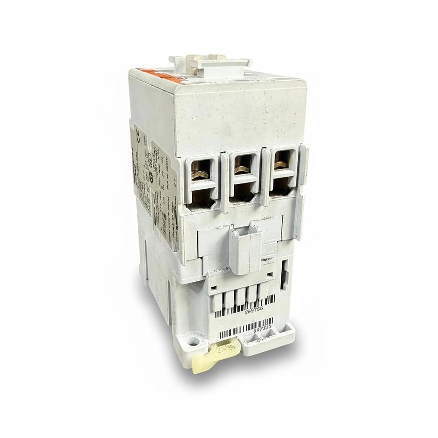Used SPRECHER & SCHUH CA7-30-00 CONTACTOR 30 AMP 110/120VAC 50/60HZ INDUSTRIAL OEM