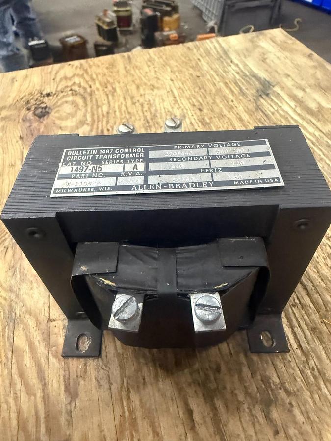 Used ALLEN BRADLEY 1497-N5 CIRCUIT BREAKER