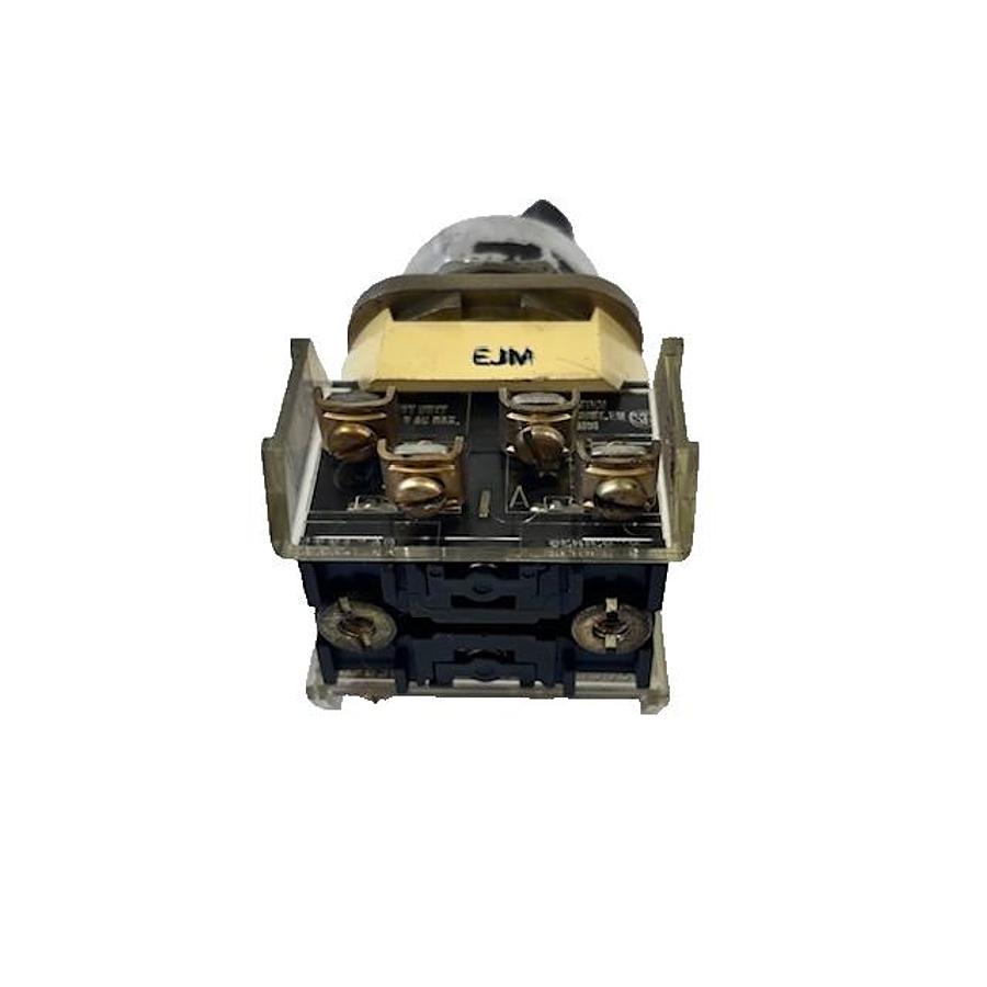 Used ALLEN BRADLEY 800T-H2KE8 SER N SELECTOR SWITCH