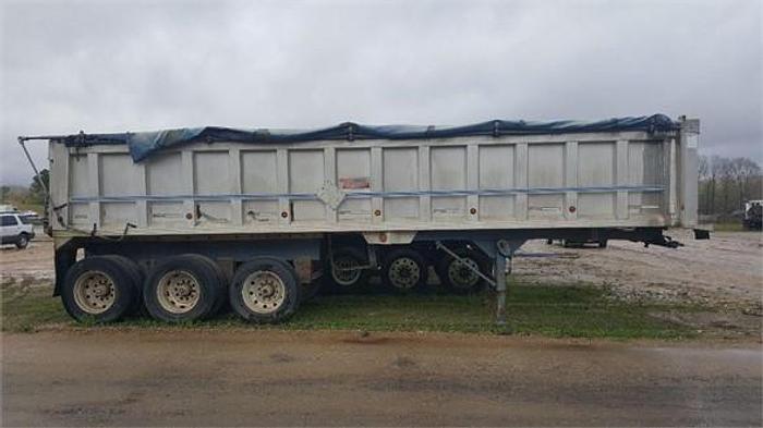 Used 1993 TRAVIS 32 FT