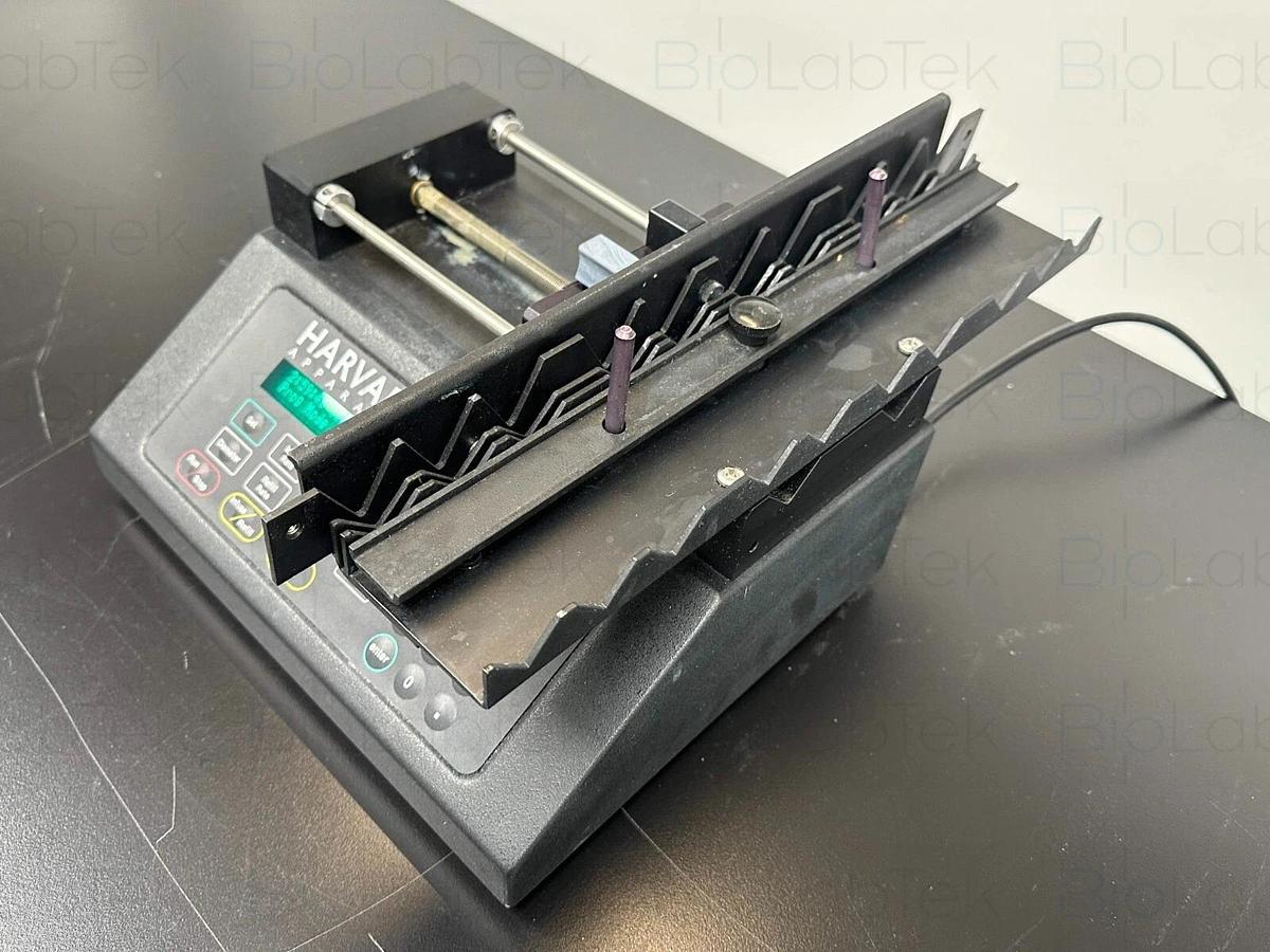 Used Harvard Apparatus PHD 2000 Infuse/Withdraw lab Programmable syringe pump