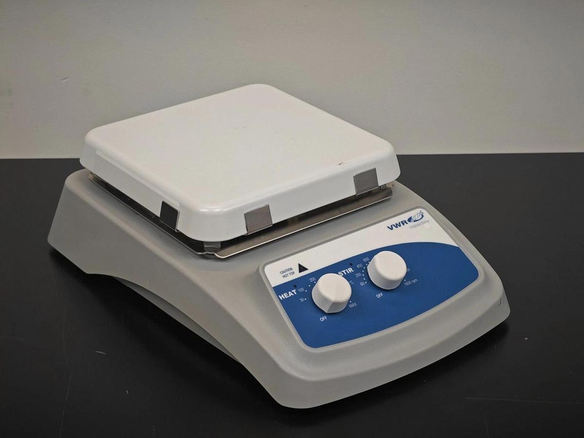 Used VWR | 7x7 Ceramic Hot Plate Stirrer | 60 to 1600 RPM | Temp up to 500°C (932°F)
