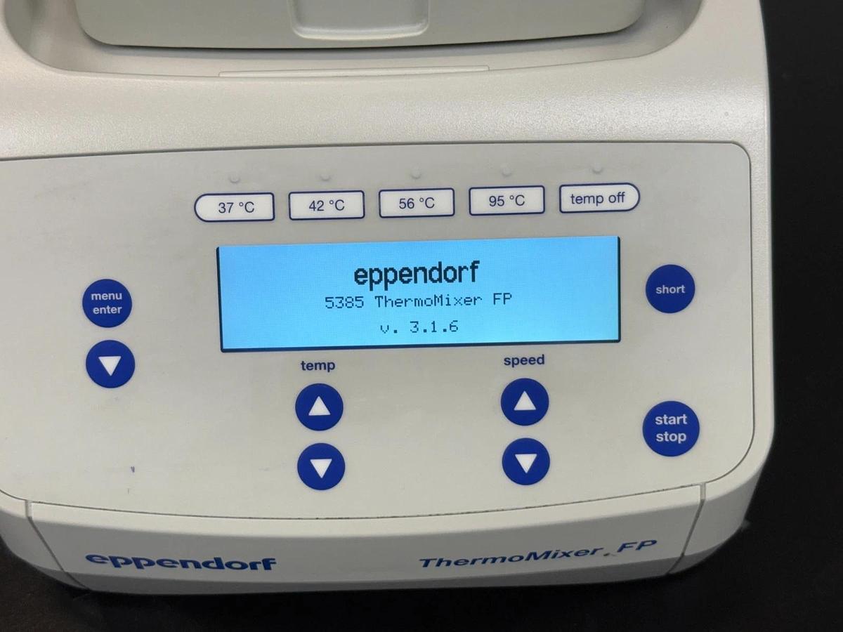 Used Eppendorf ThermoMixer FP 5385 Heating Shaker | with Microplate adapter & lid
