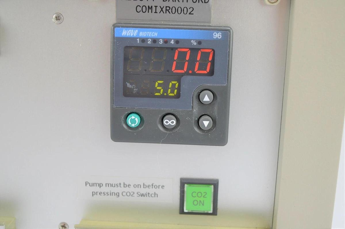 Used GE Wave Biotech Bioreactor system CO2MIX20 CO2 mix digital controller w/Warranty
