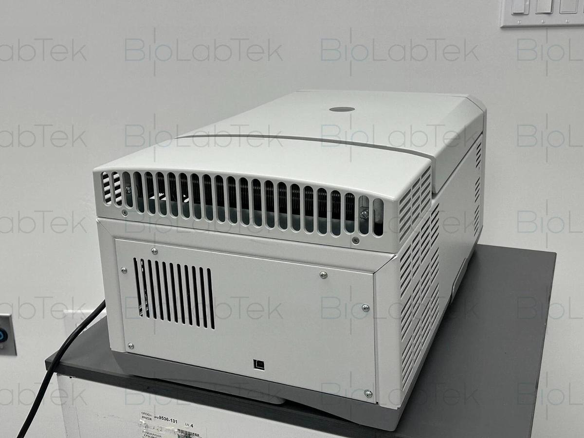 Used Eppendorf 5430R refrigerated centrifuge with rotor FA-45-48-11