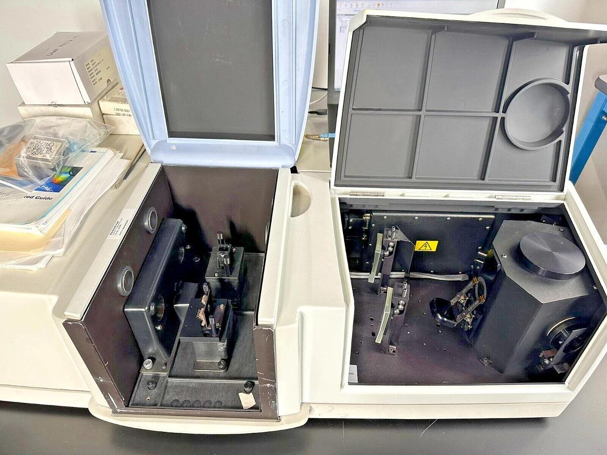 Used Perkin Elmer Lambda 650 UV/Vis Spectrophotometer system with STD/RSA modules