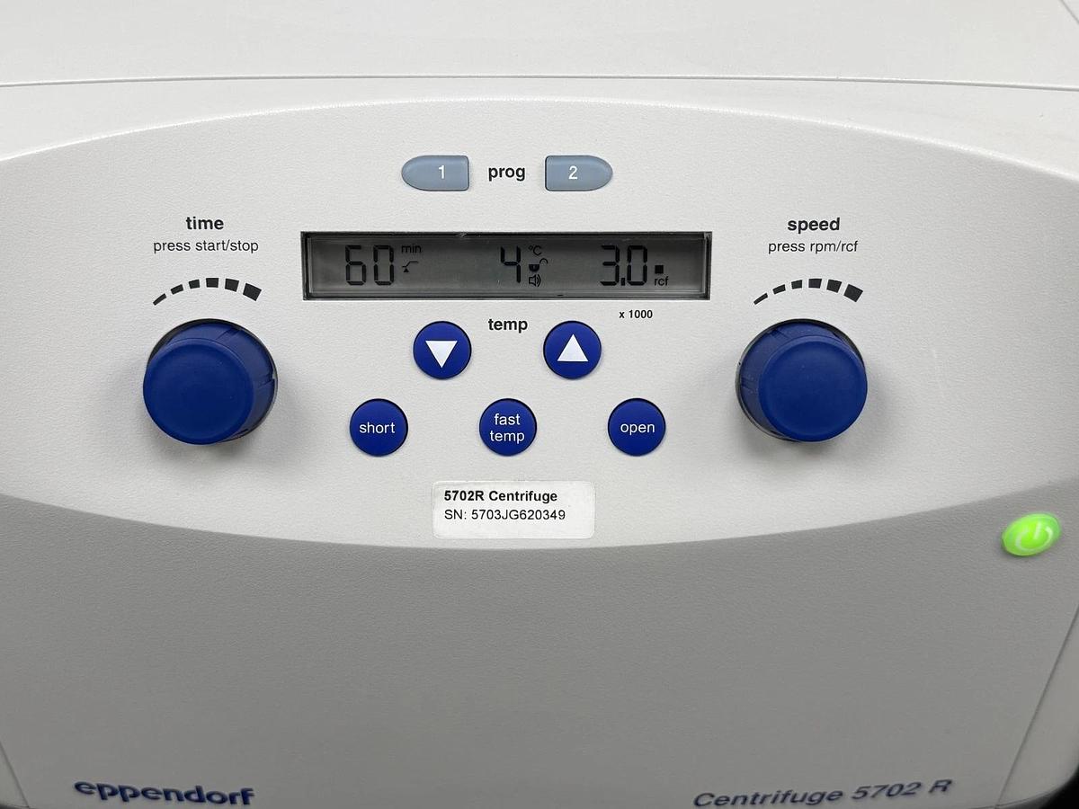 Used Eppendorf 5702R Refrigerated Benchtop Centrifuge |  with A-4-38 rotor kit