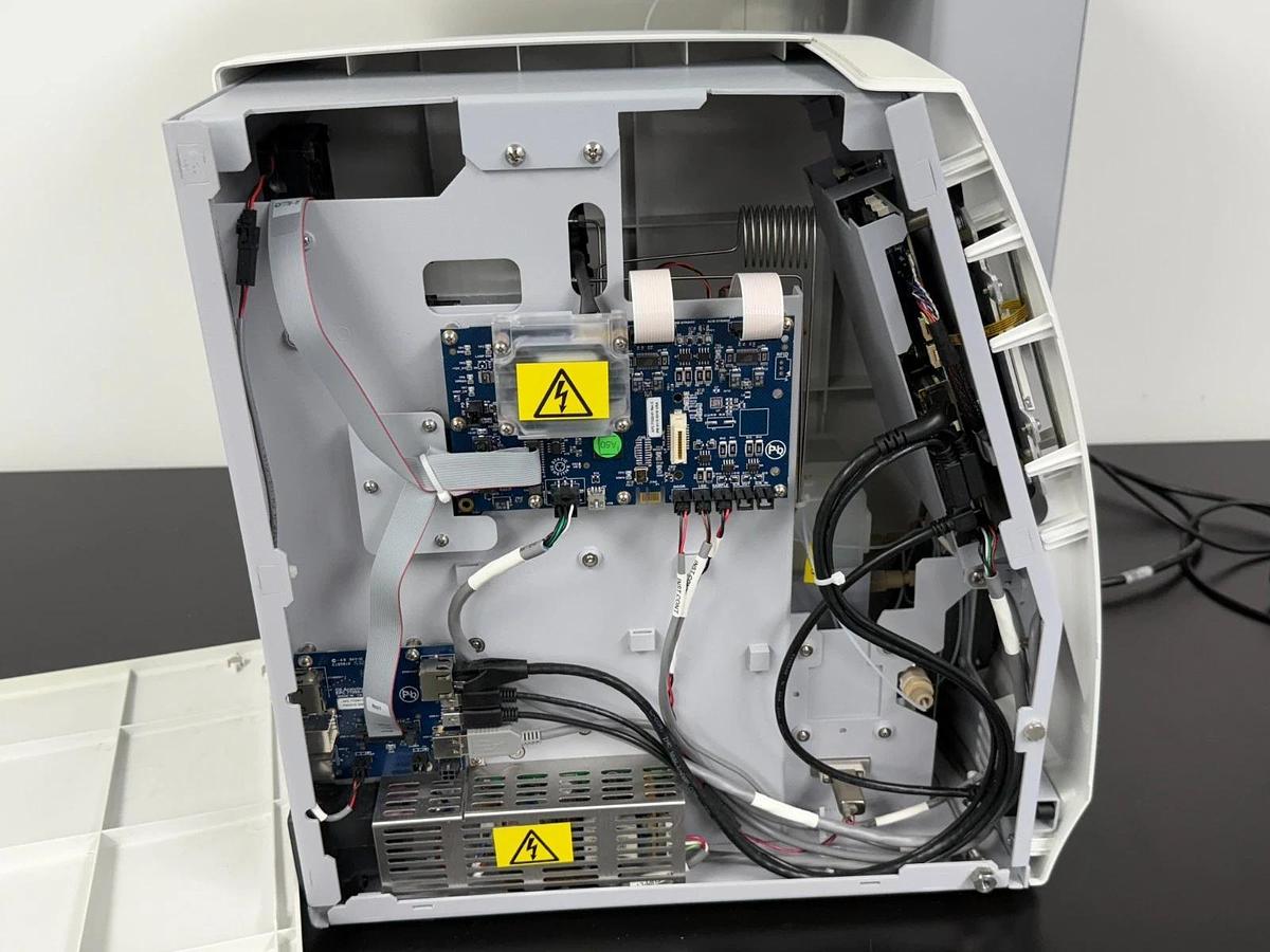 Used Veolia Suez GE Sievers M9 Lab TOC Analyzer with autosampler