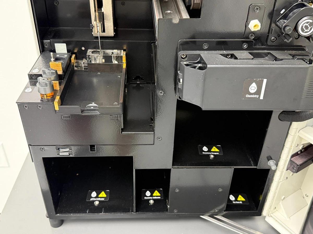Used Nova Biomedical BioProfile FLEX2 Cell Culture Analyzer | 11-Parameter Chemistry