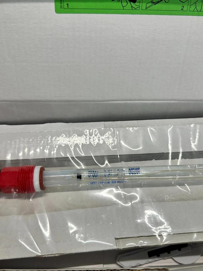 Used Mettler Toledo HA405-DPA-SC-S8/225 PH Electrode 59903228 NEW