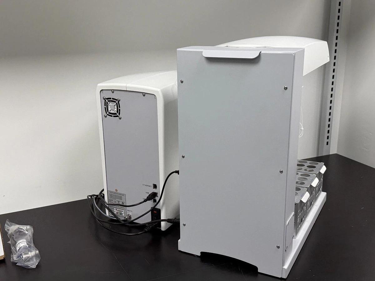 Used Veolia Suez GE Sievers M9 Lab TOC Analyzer with autosampler