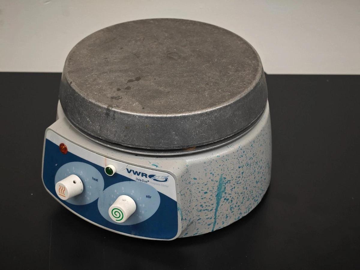 Used VWR Dyla Dual HotPlate Stirrer 7" 100-1200rpm, Heats up to 400C (752F)